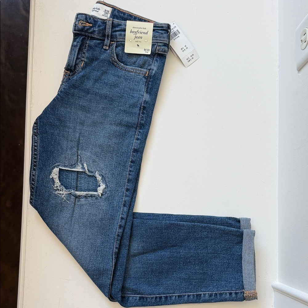 NWT- Abercrombie Kids Blue Distressed Jeans - 9/10 L